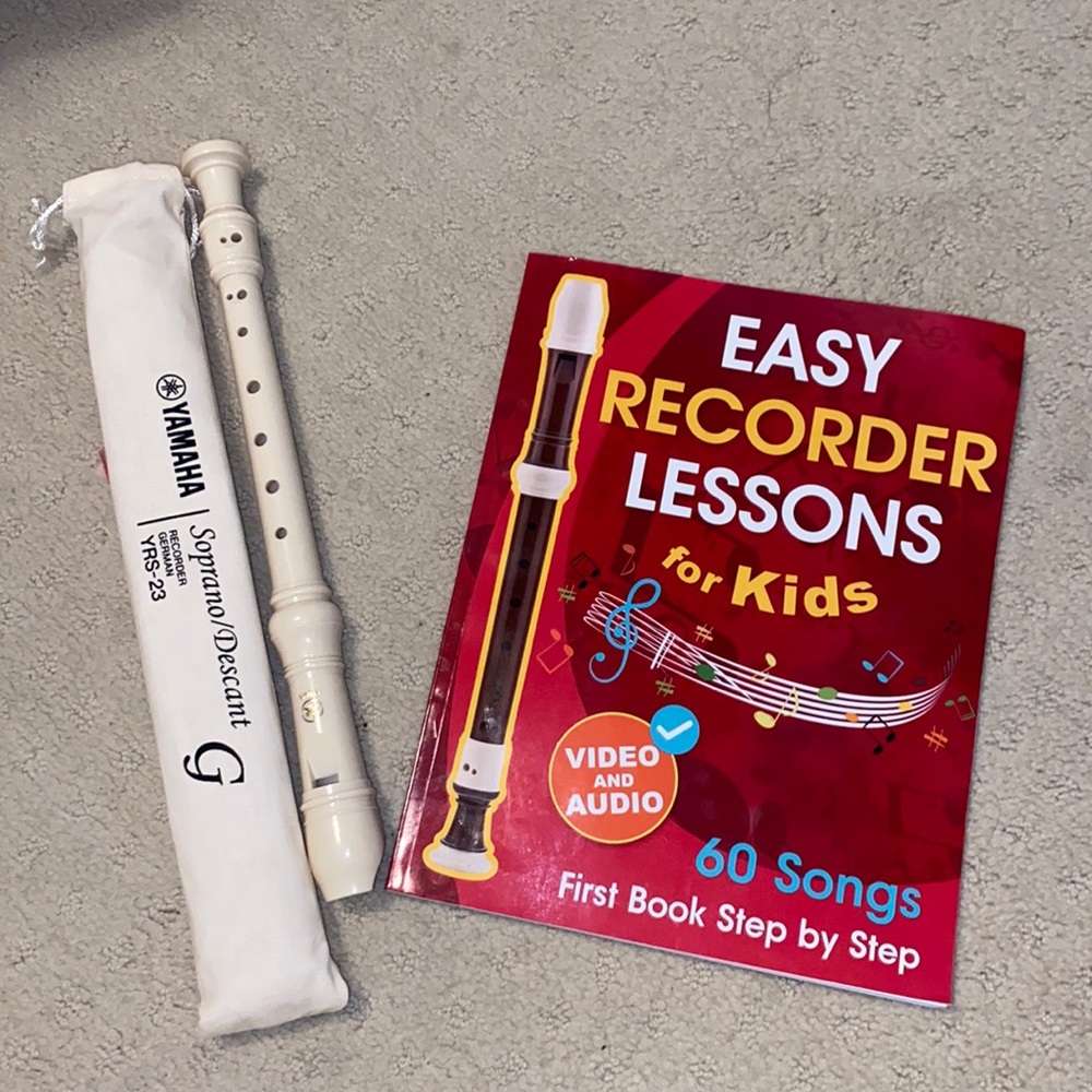 Yamaha Recorder and lesson book